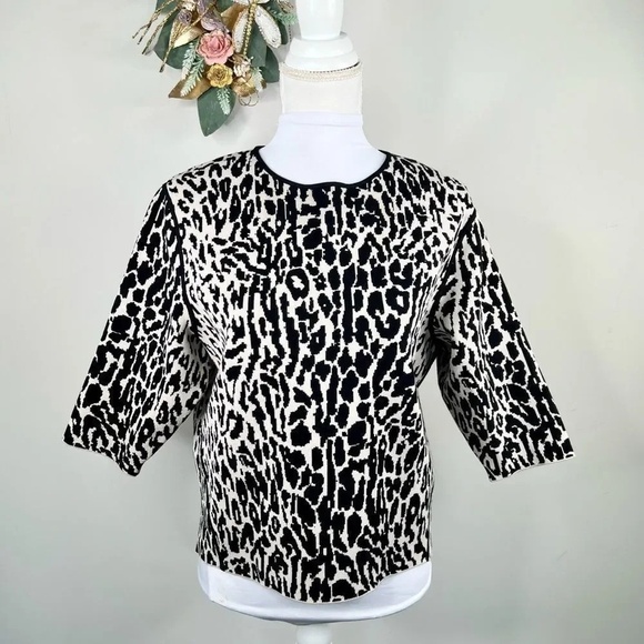 Ann Taylor Black and Cream Animal Print Structured Knit Top Size S - Picture 2 of 13